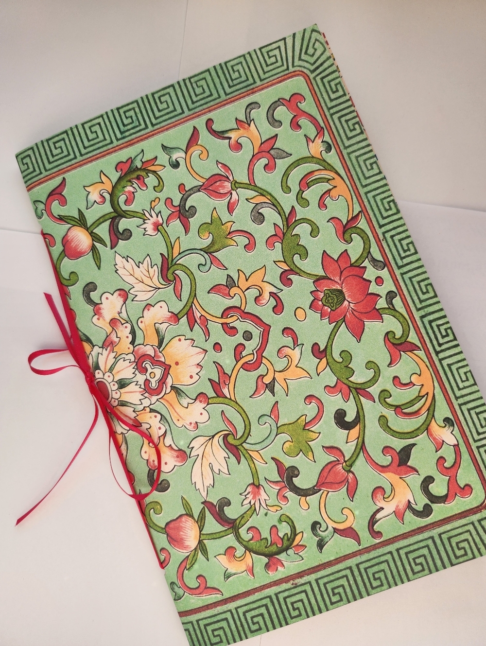 "ASIAN SPLENDOR" Oriental Japanese Style Junk Journal Vibrant Images 40pg 6"x9"